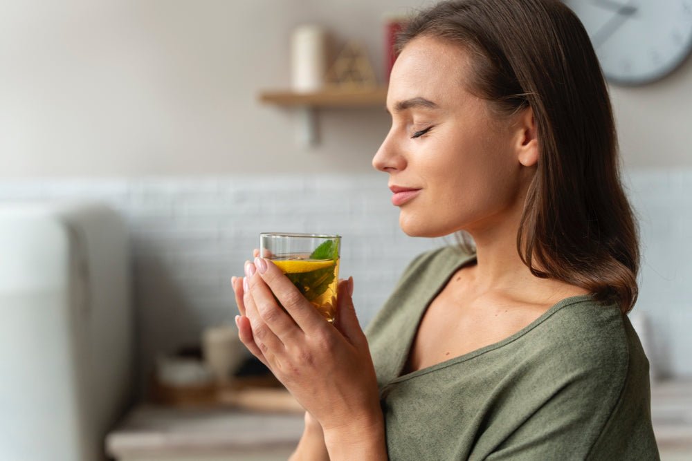 The Art of Tea Tasting: Discovering Flavors and Pairings with Rise Yaupon Tea
